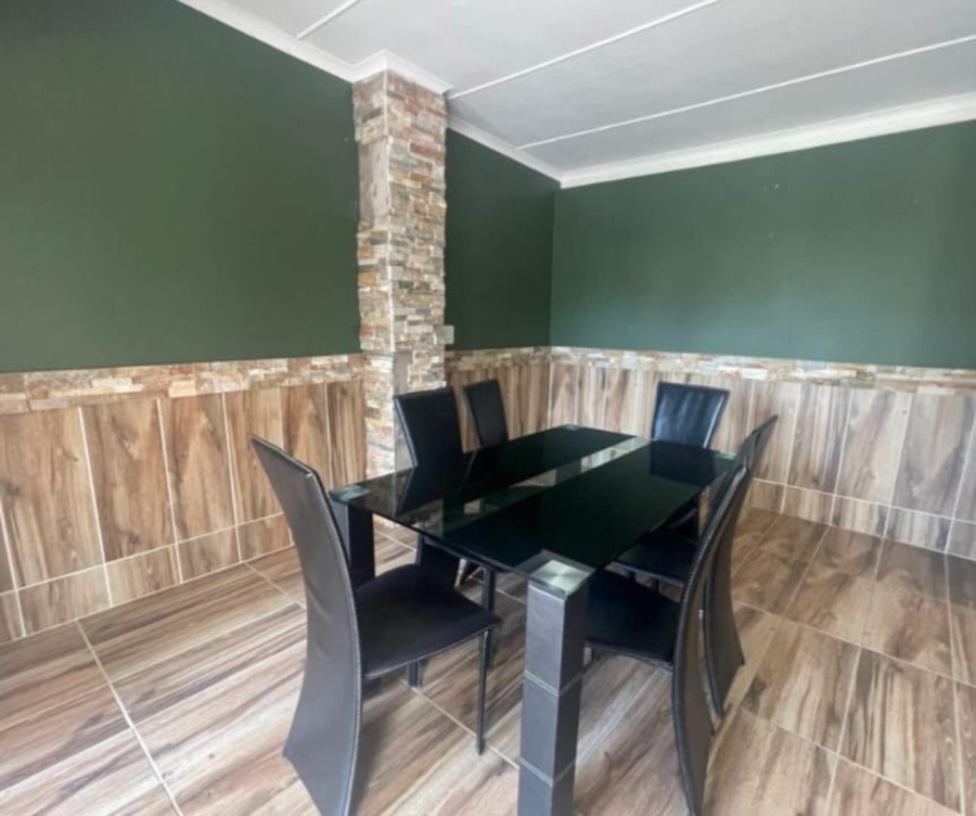 Commercial Property for Sale in Cove Ridge East Eastern Cape
